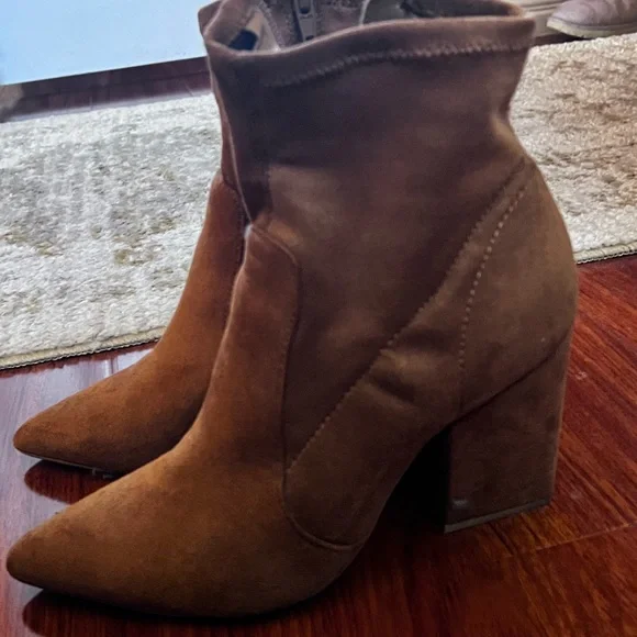 Express booties - Picture 3 of 3